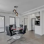 شقة Laurus ماكارسكا