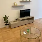 Laurus شقة