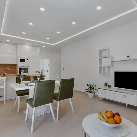 Appartamento Laurus Makarska