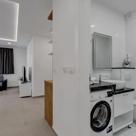 Laurus Apartman Makarska