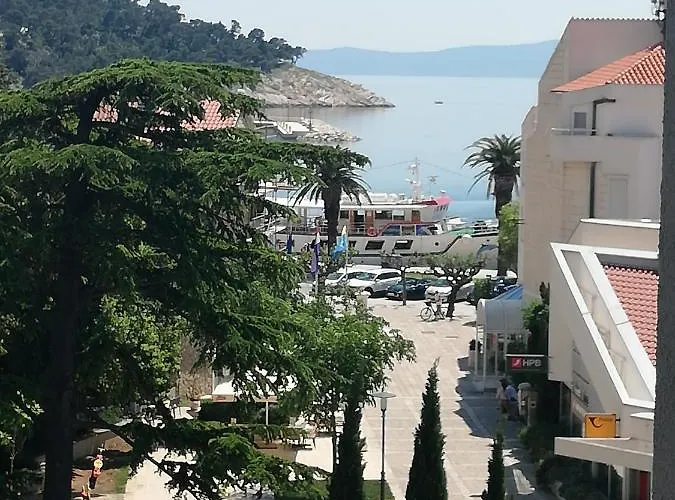 Laurus Apartament