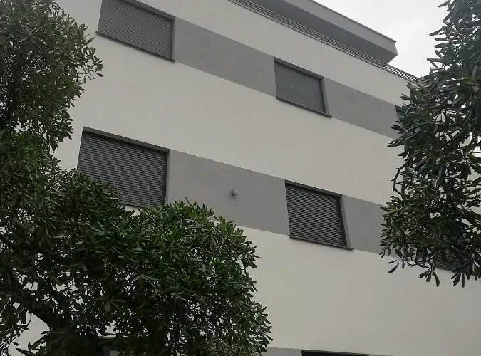 Laurus Apartament