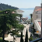 Laurus Apartament